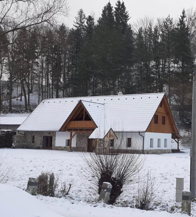 The Retreat Zdarky Exterior photo